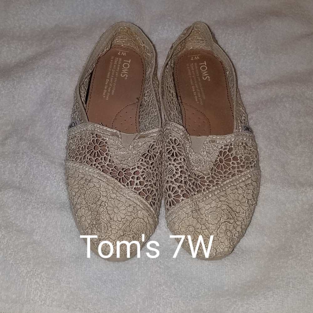 Women's Tom's